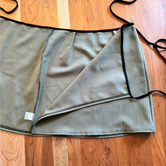 HISSY FIT Wrap Skirt - Picture 6 of 7